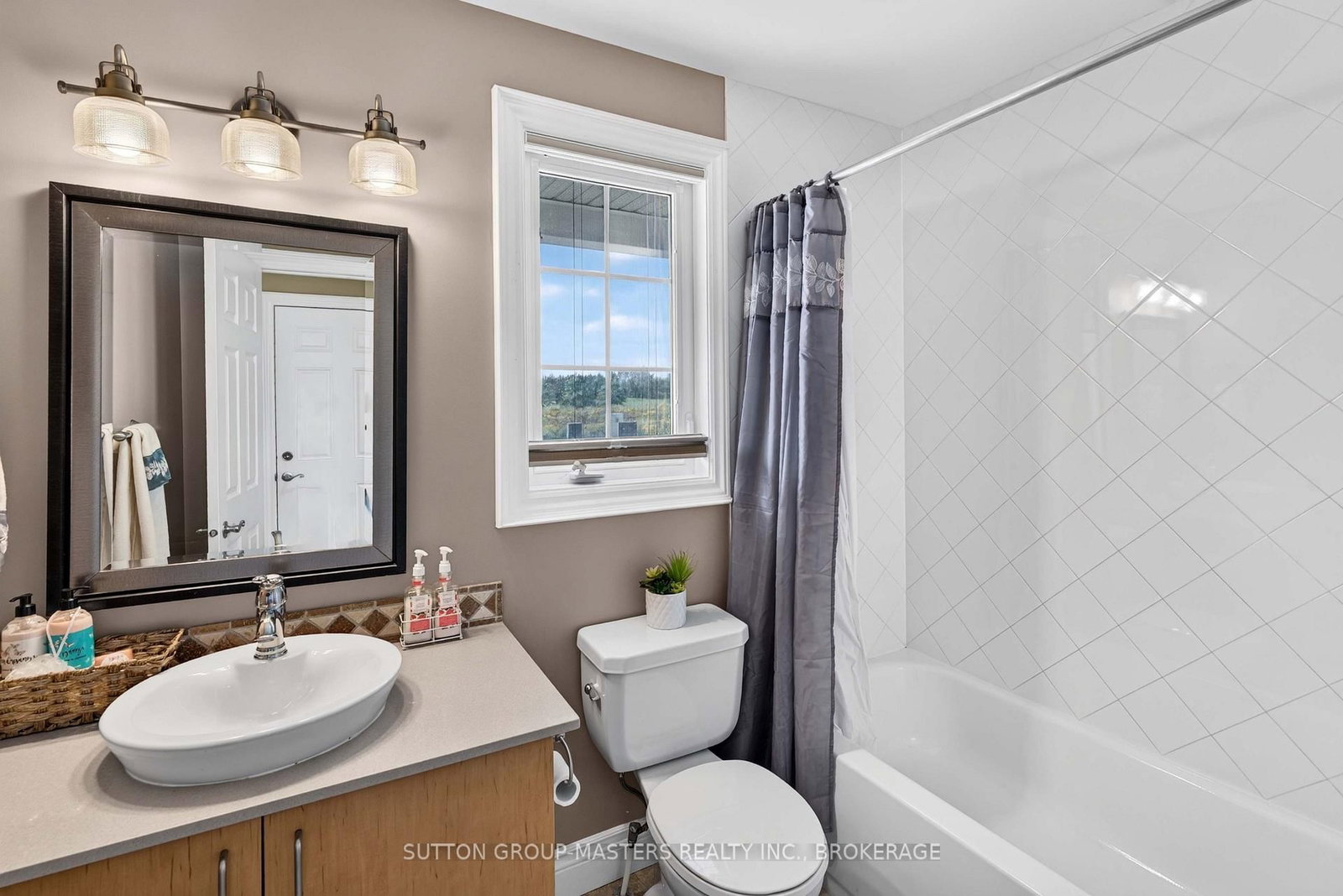 100 Britannia Crescent • Bath, ON photo 20
