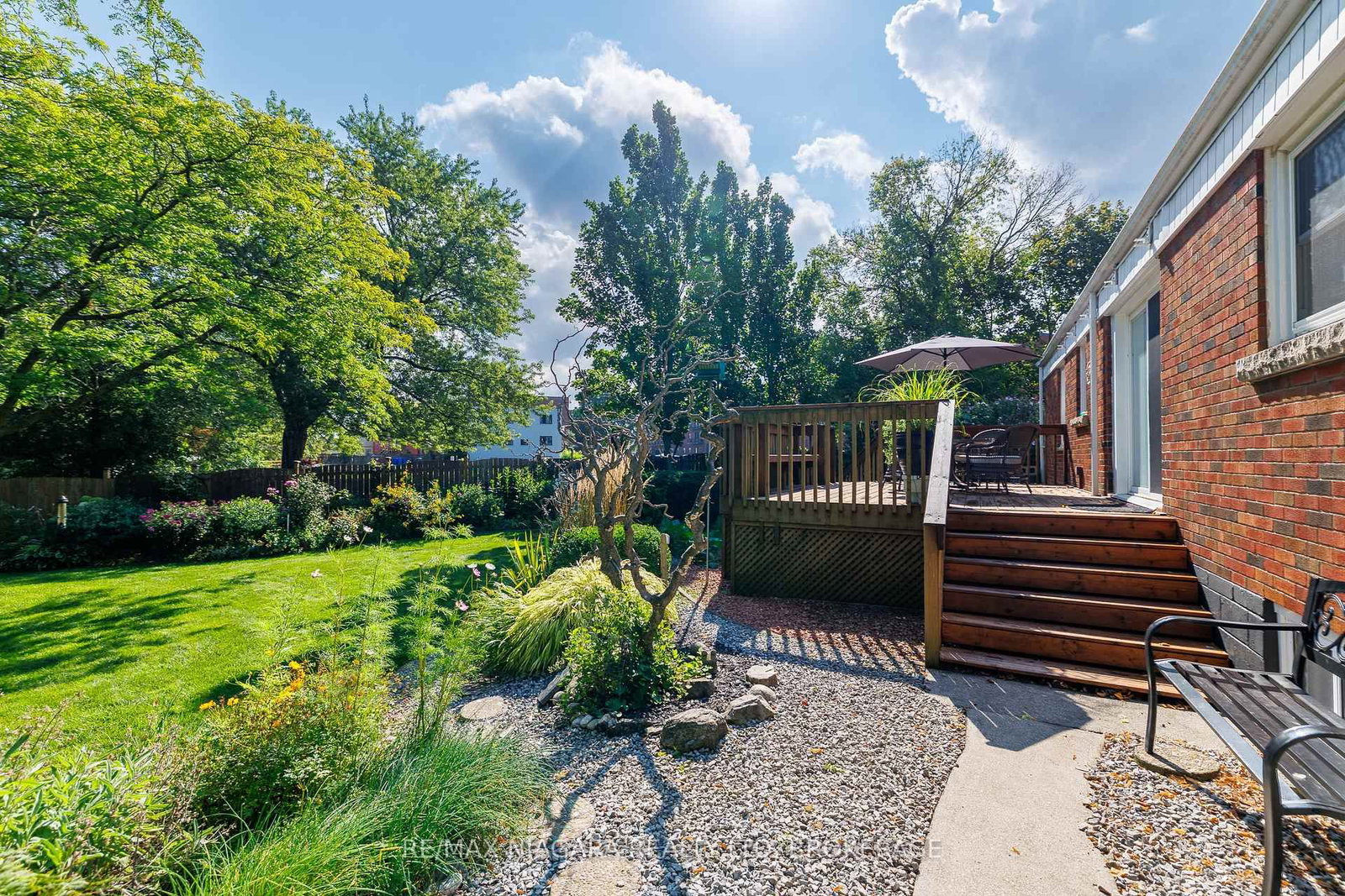 6329 Goodsir Crescent • Niagara Falls, ON photo 41