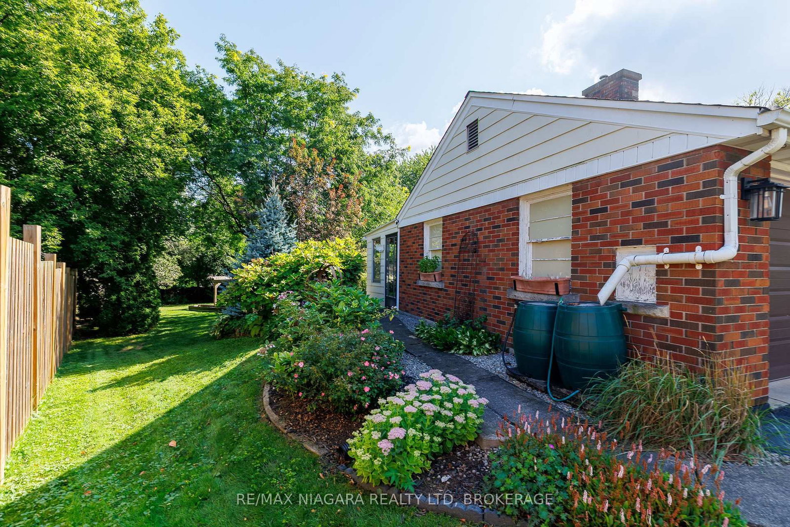 6329 Goodsir Crescent • Niagara Falls, ON photo 44