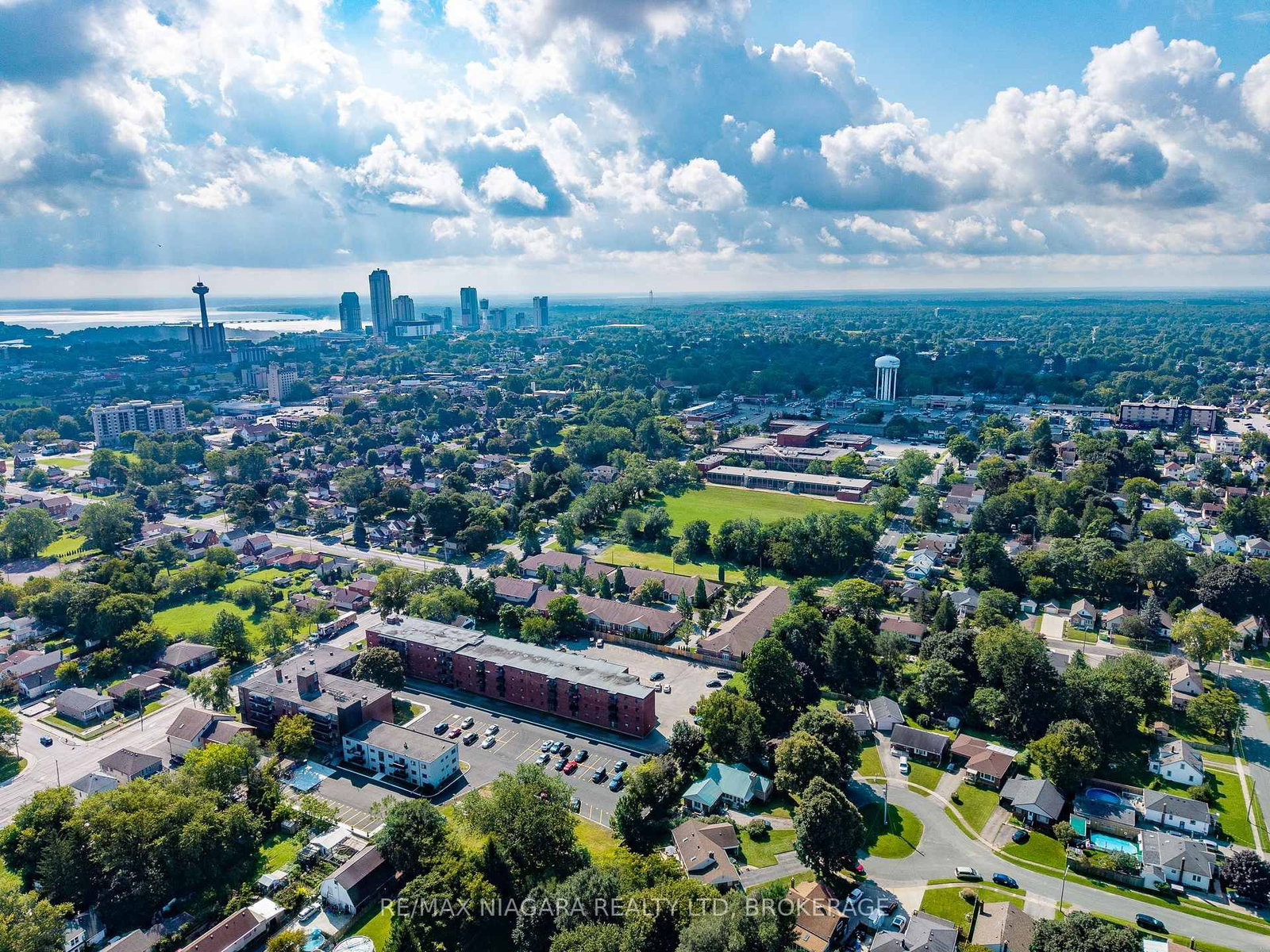 6329 Goodsir Crescent • Niagara Falls, ON photo 49