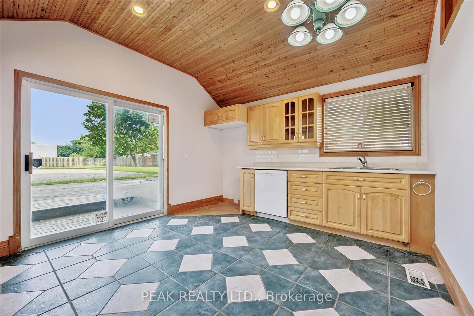 344 Queen Street W • Cambridge, ON photo 15
