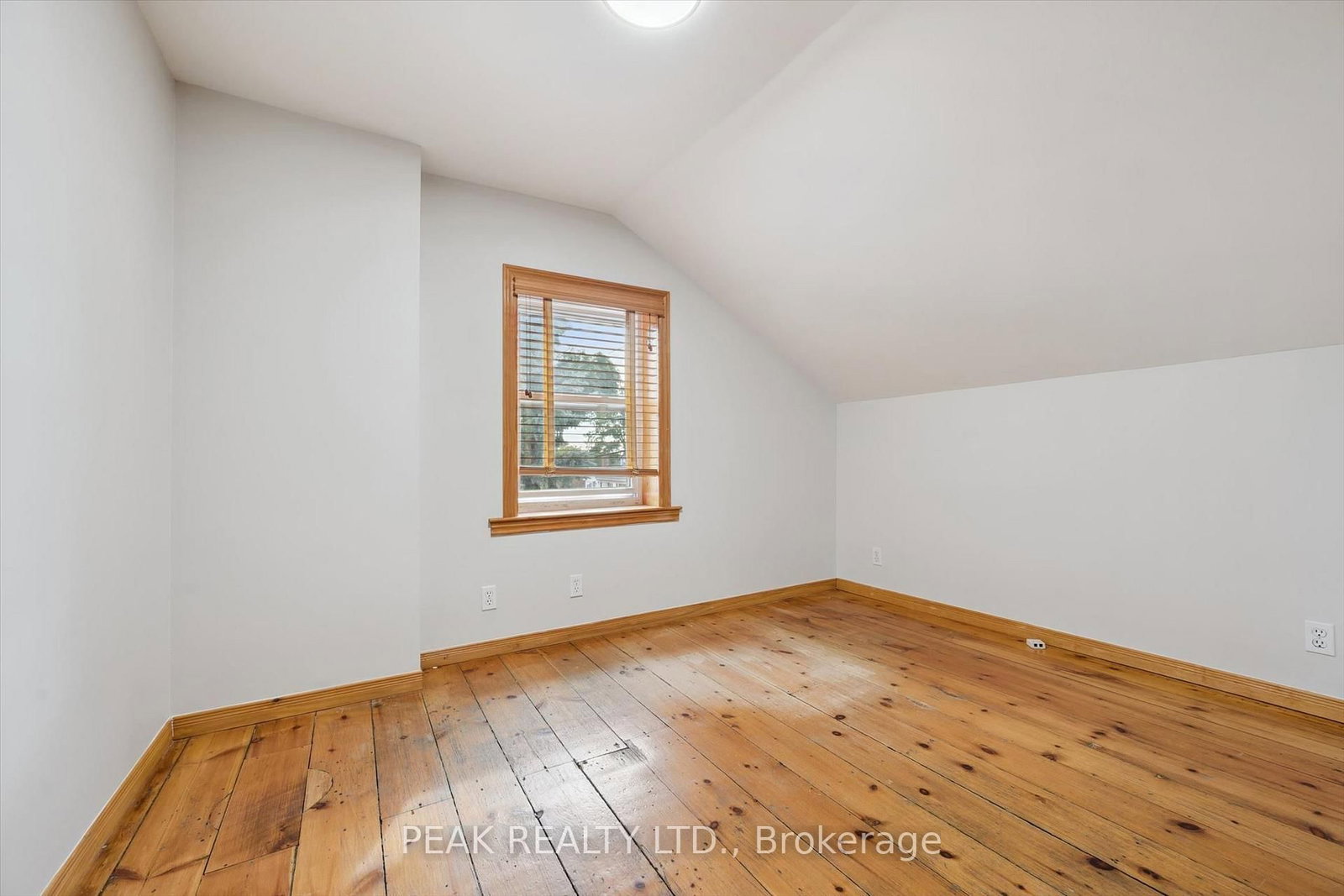344 Queen Street W • Cambridge, ON photo 24