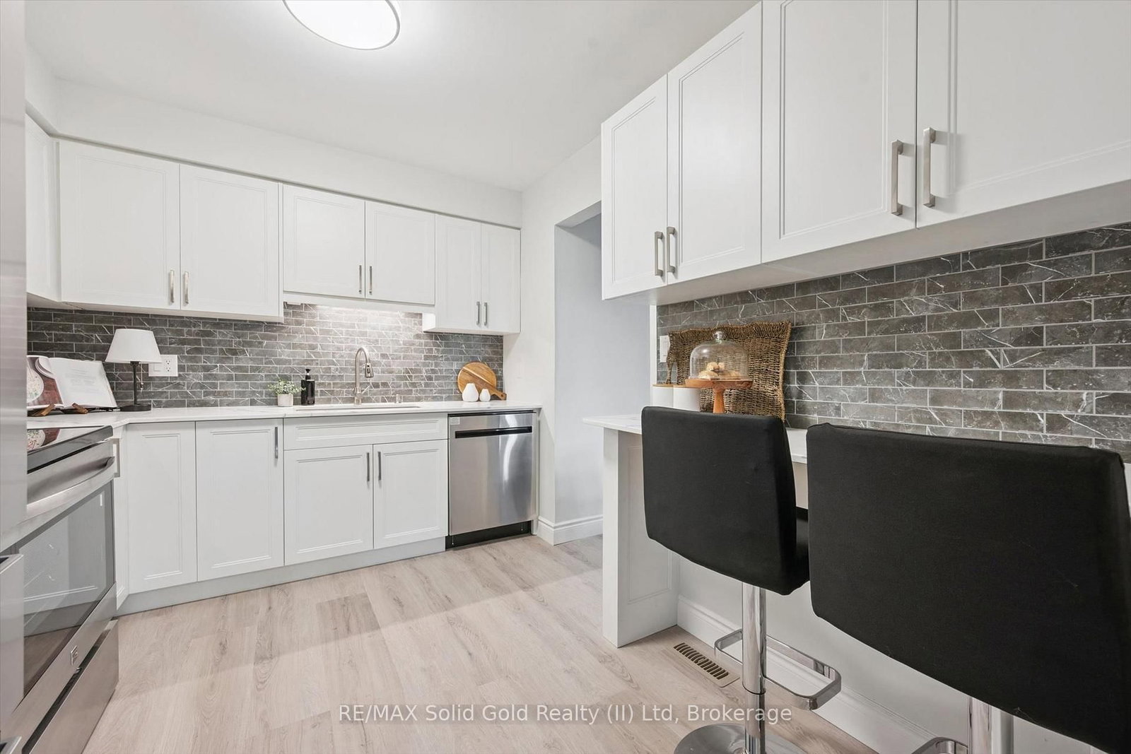 89 Woolwich Street • #10 • Waterloo, ON photo 16