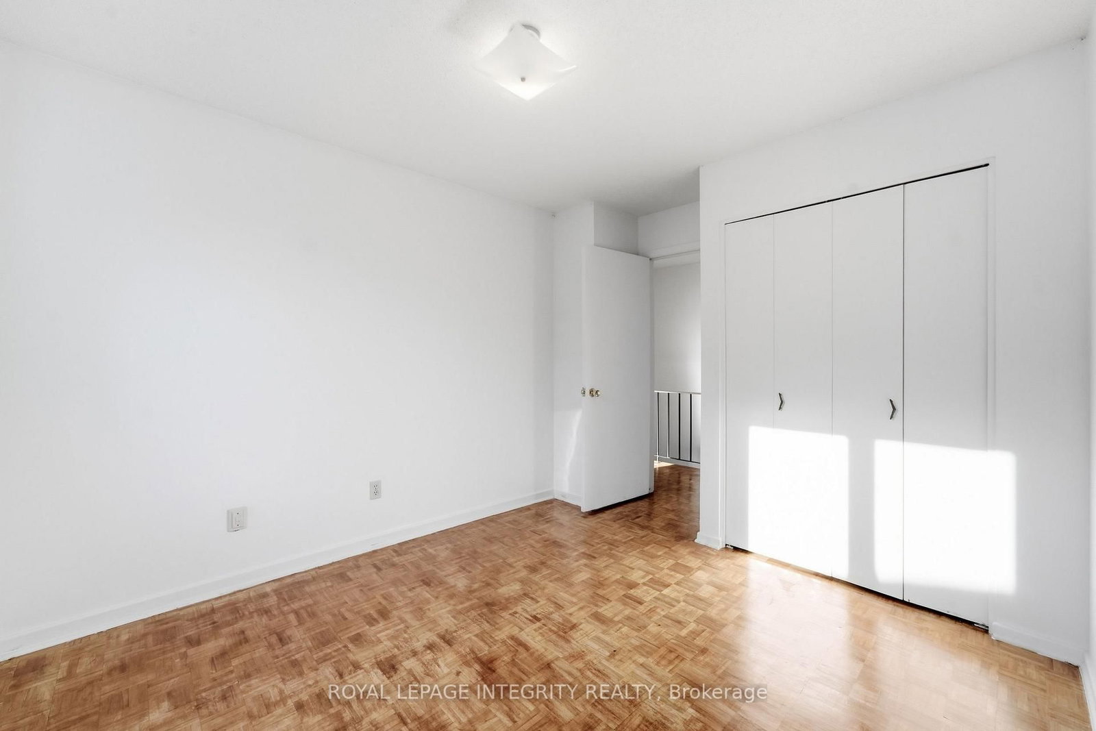 2057 Jasmine Crescent • #30 • Ottawa, ON photo 20