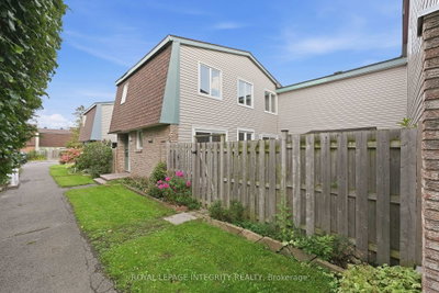 2057 Jasmine Crescent • #30 • Ottawa, ON photo 4
