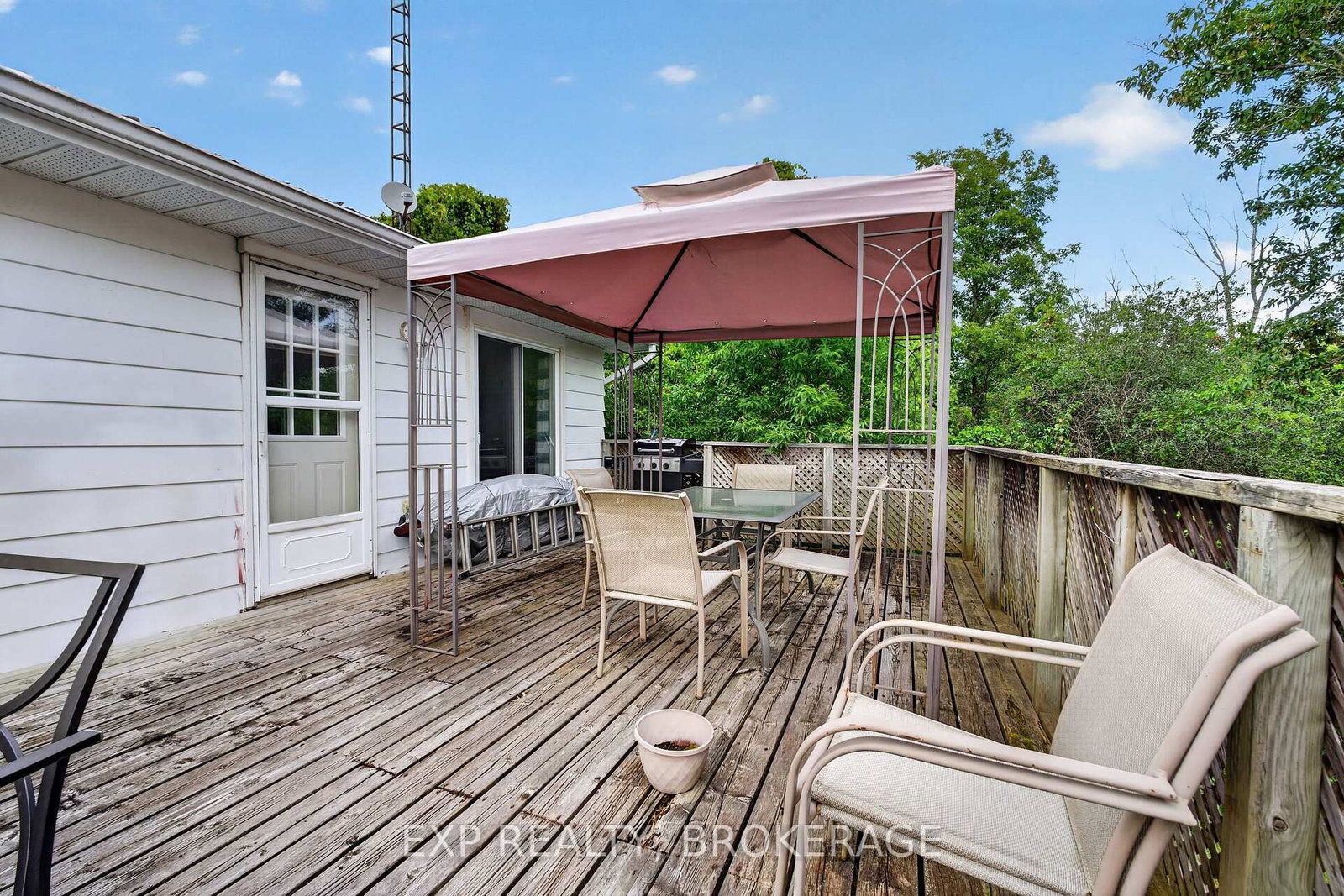 2016 COLE HILL Road • Kingston, ON photo 25