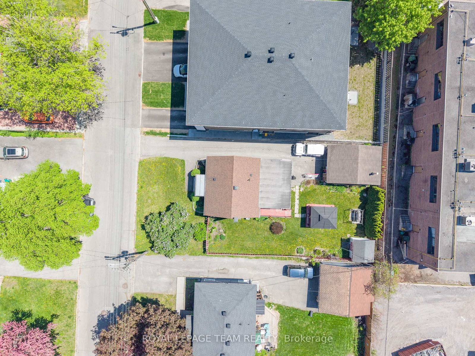 464 Mutual Street • Ottawa, ON photo 13