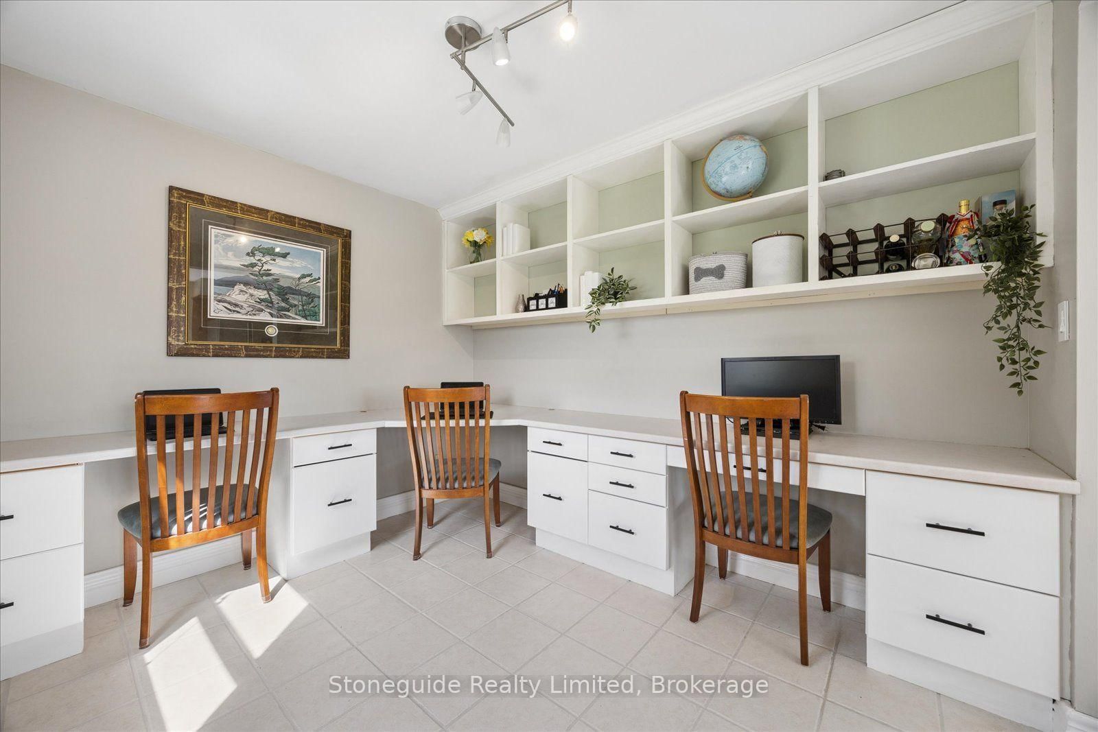 1611 Parkhill Road W • Cavan Monaghan, ON photo 10