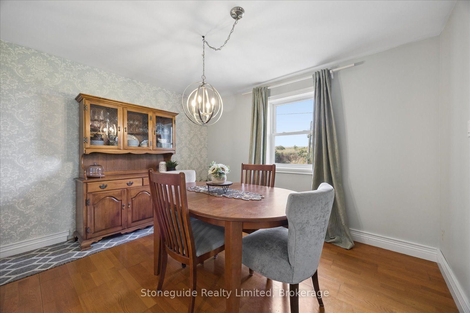 1611 Parkhill Road W • Cavan Monaghan, ON photo 11