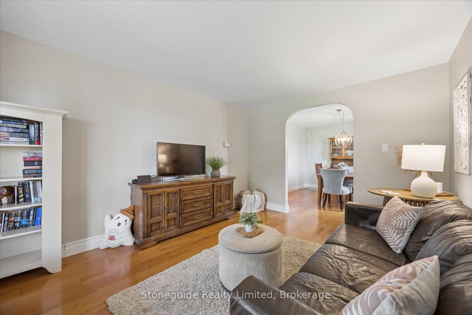 1611 Parkhill Road W • Cavan Monaghan, ON photo 14