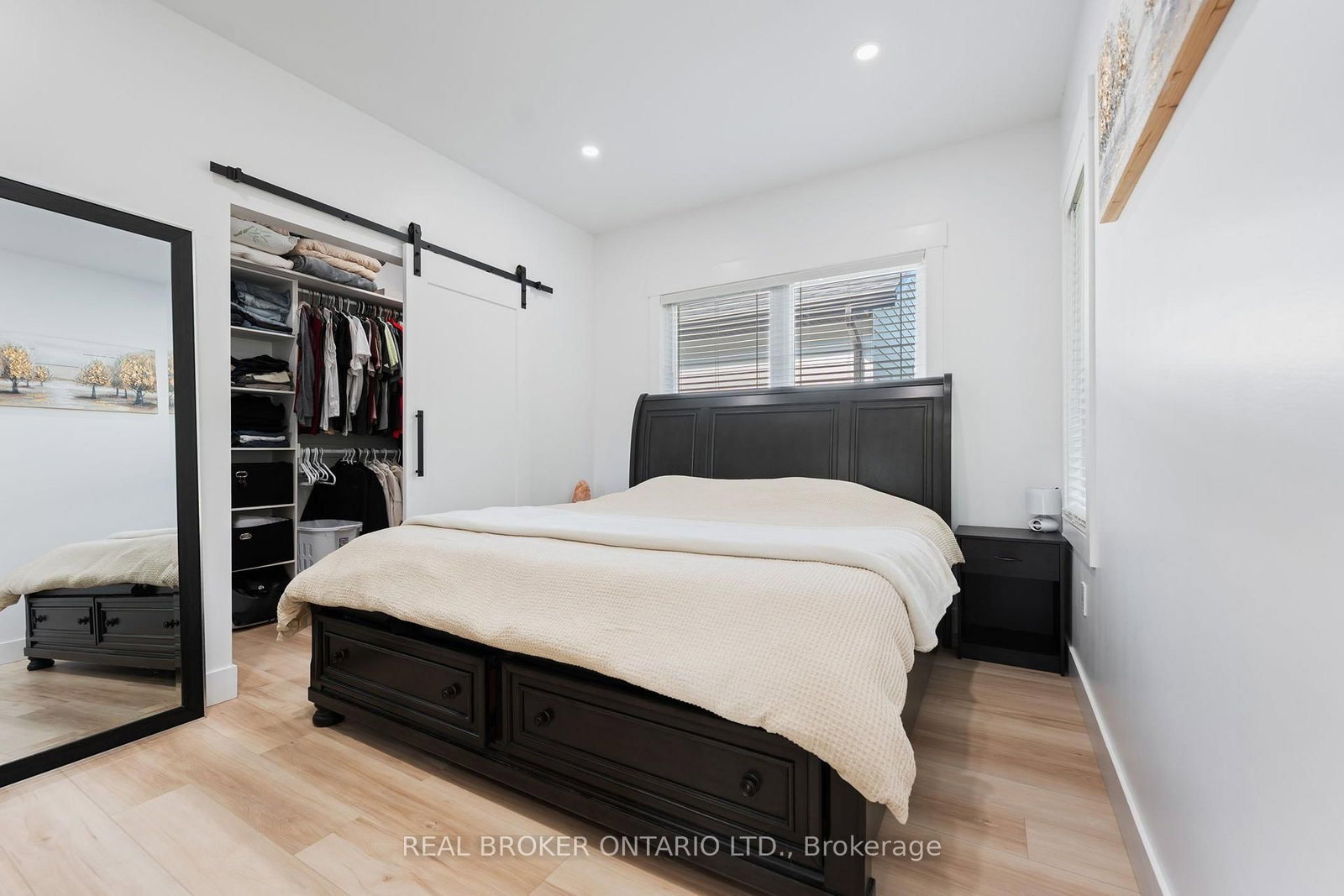 9 Macneil Court • Bayham, ON photo 17
