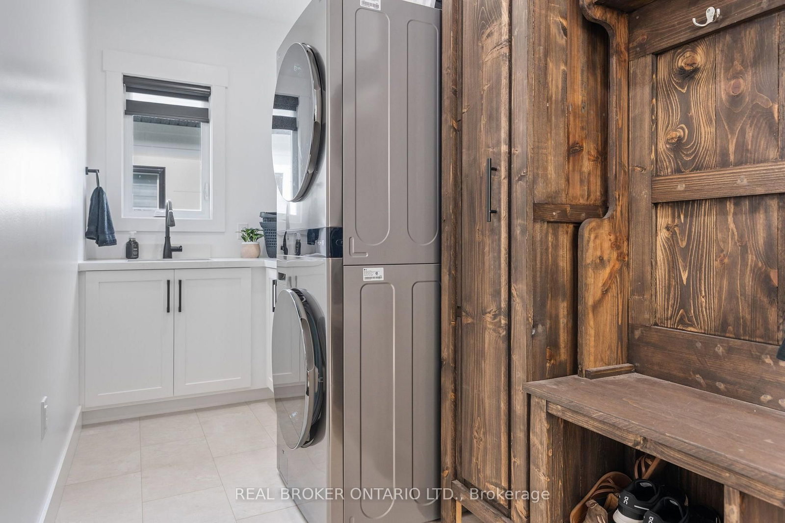9 Macneil Court • Bayham, ON photo 21