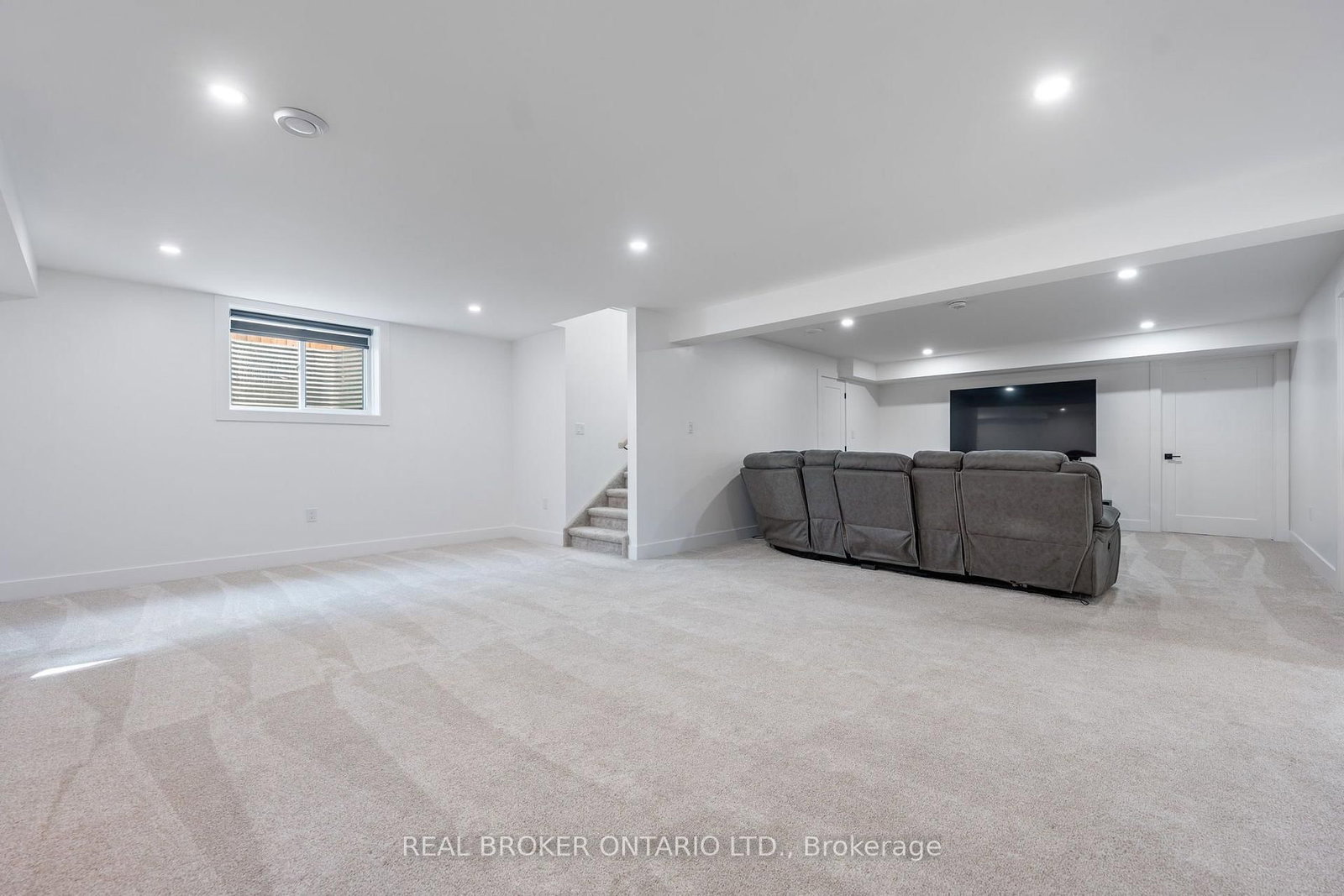 9 Macneil Court • Bayham, ON photo 23