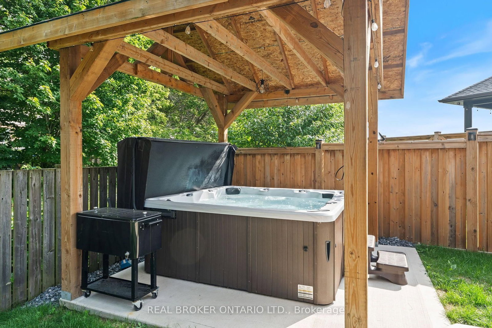 9 Macneil Court • Bayham, ON photo 34