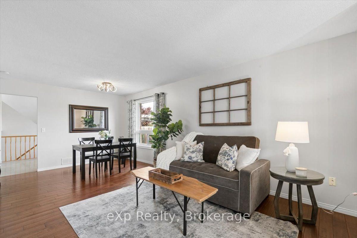 64 Buckthorn Crescent • Guelph, ON photo 5