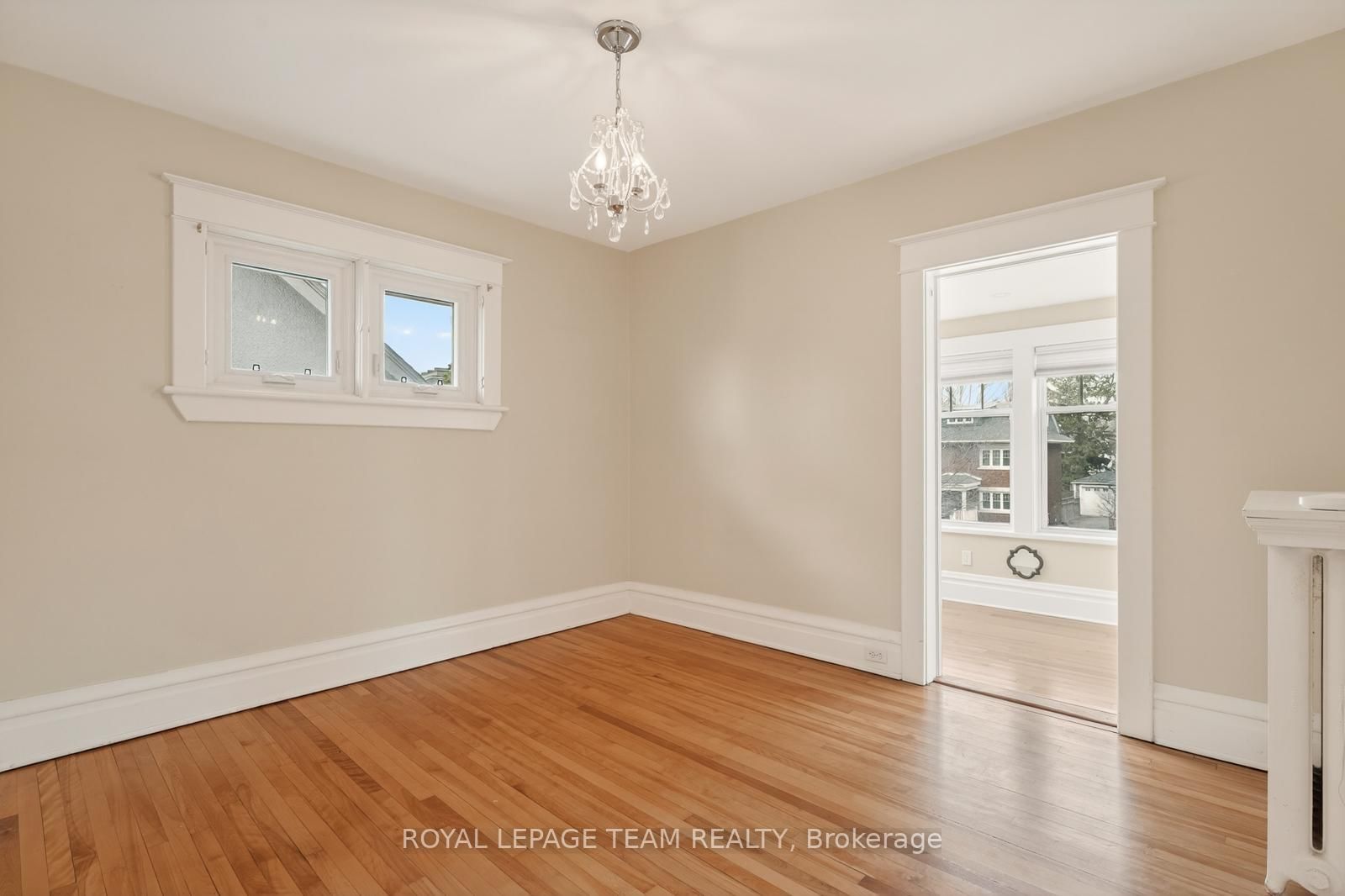 318 CLEMOW Avenue • Ottawa, ON photo 13