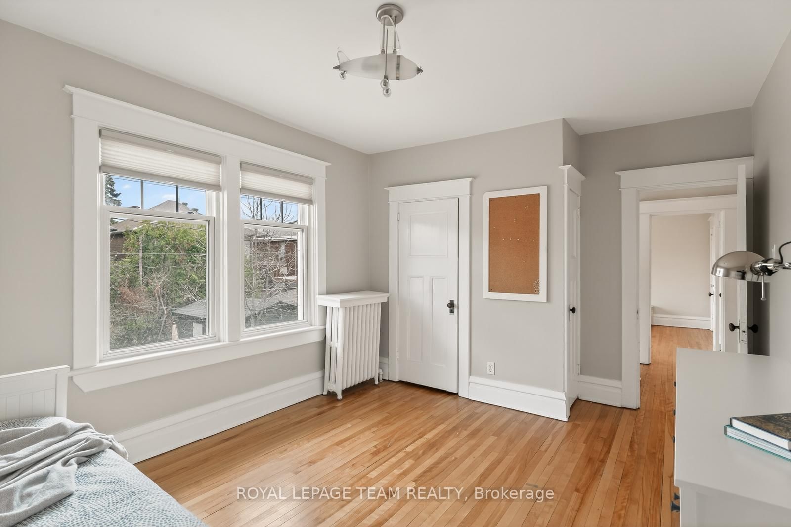 318 CLEMOW Avenue • Ottawa, ON photo 18