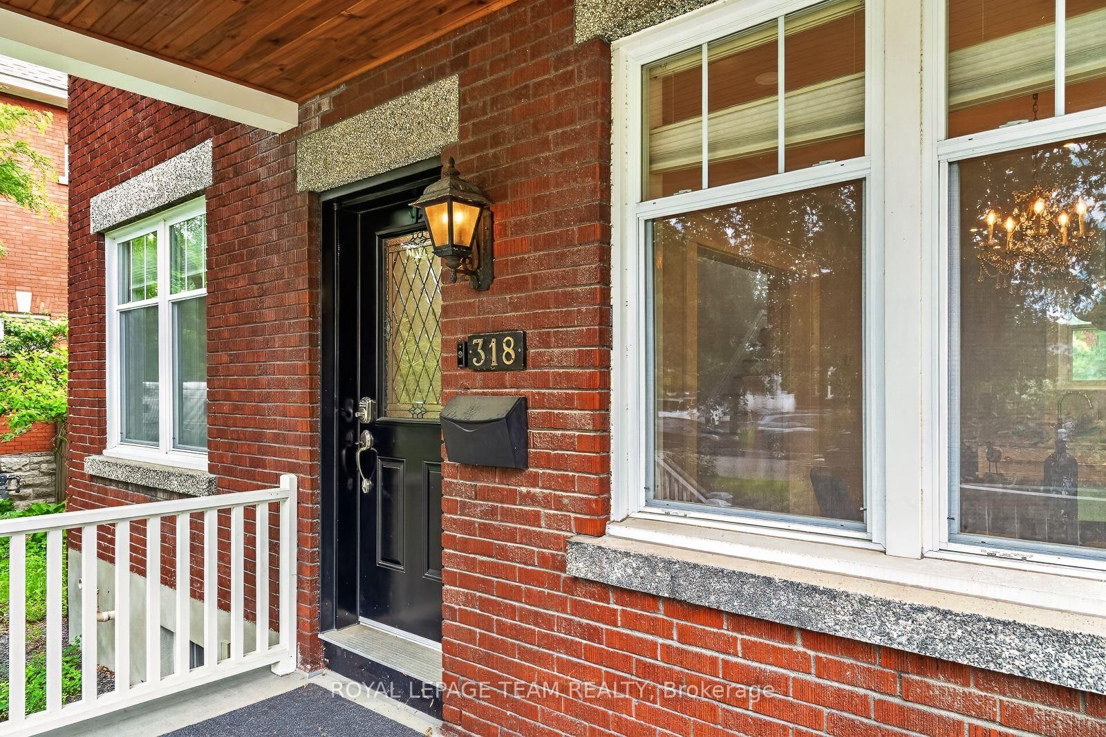 318 CLEMOW Avenue • Ottawa, ON photo 29