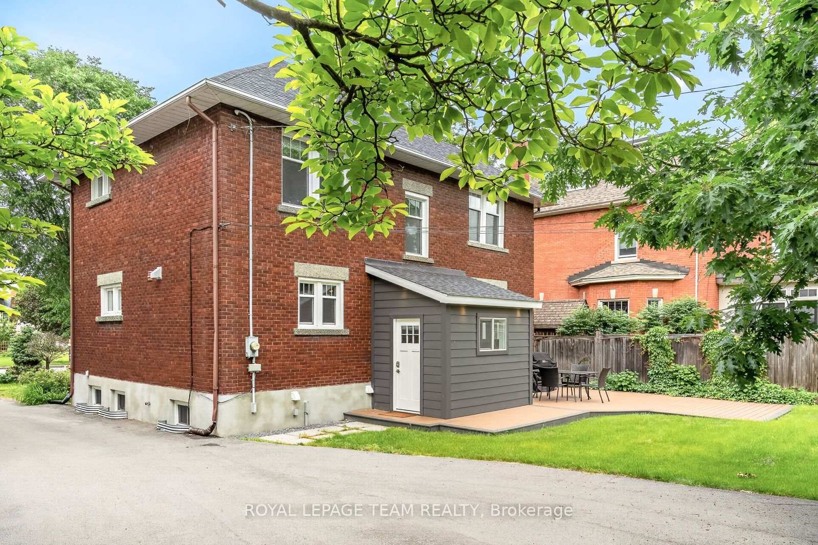 318 CLEMOW Avenue • Ottawa, ON photo 31