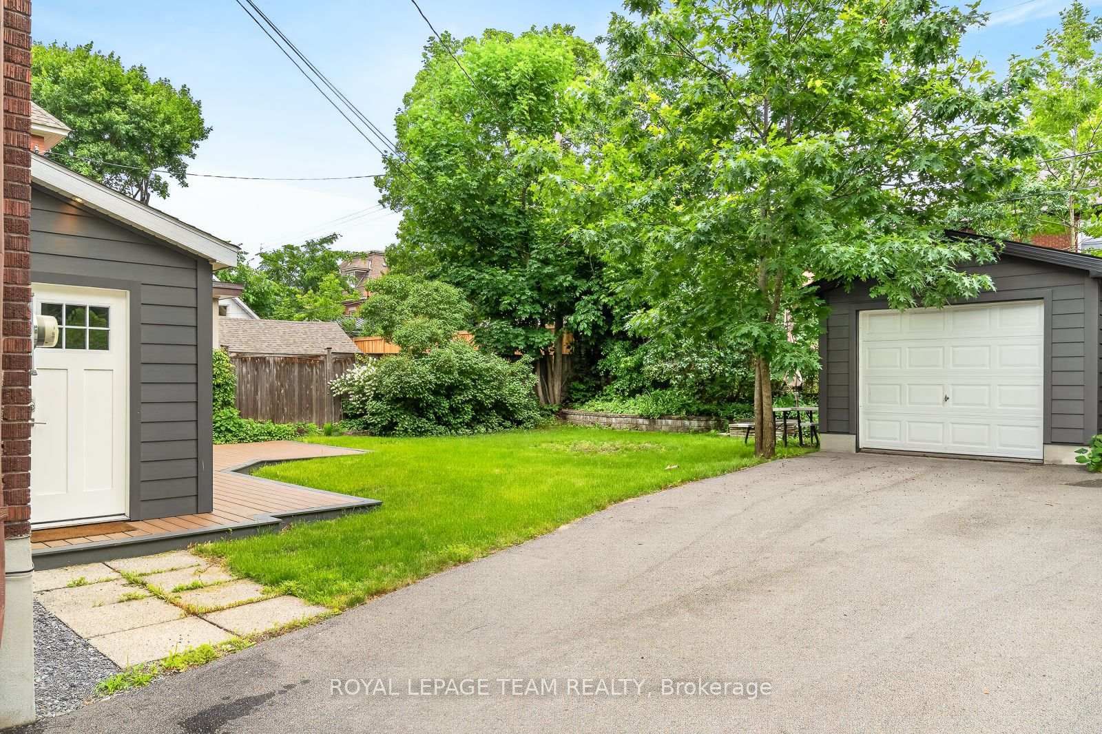 318 CLEMOW Avenue • Ottawa, ON photo 33