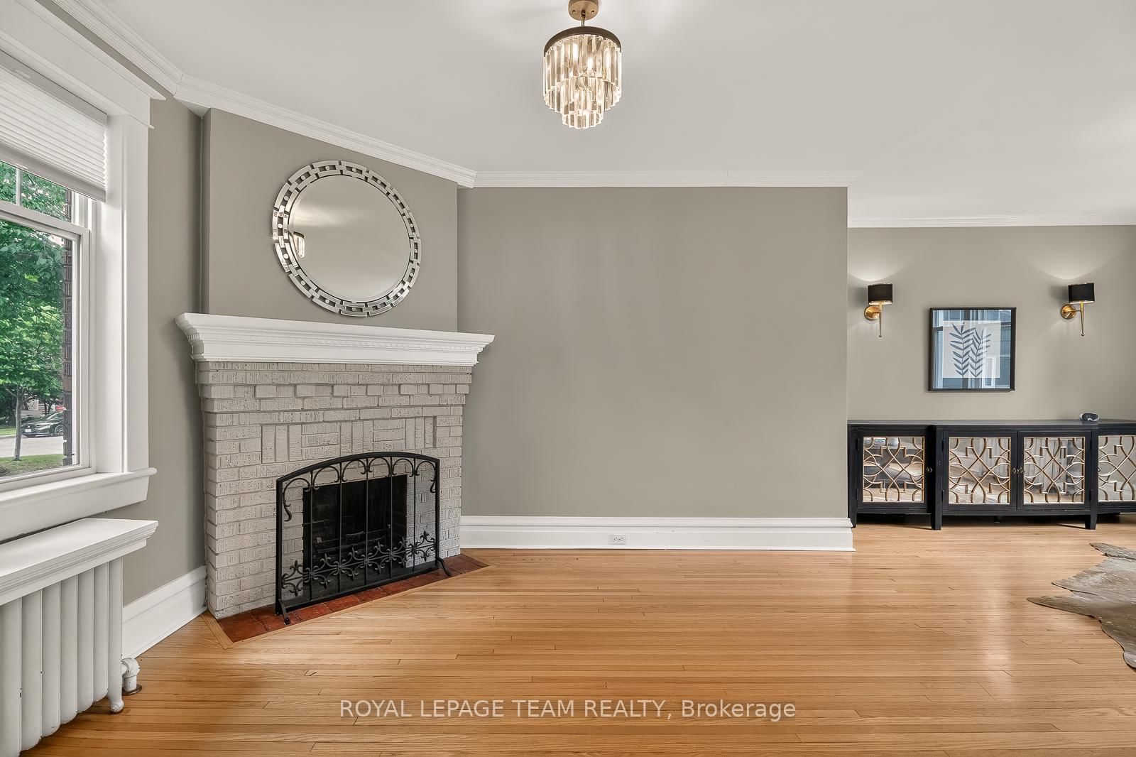 318 CLEMOW Avenue • Ottawa, ON photo 4