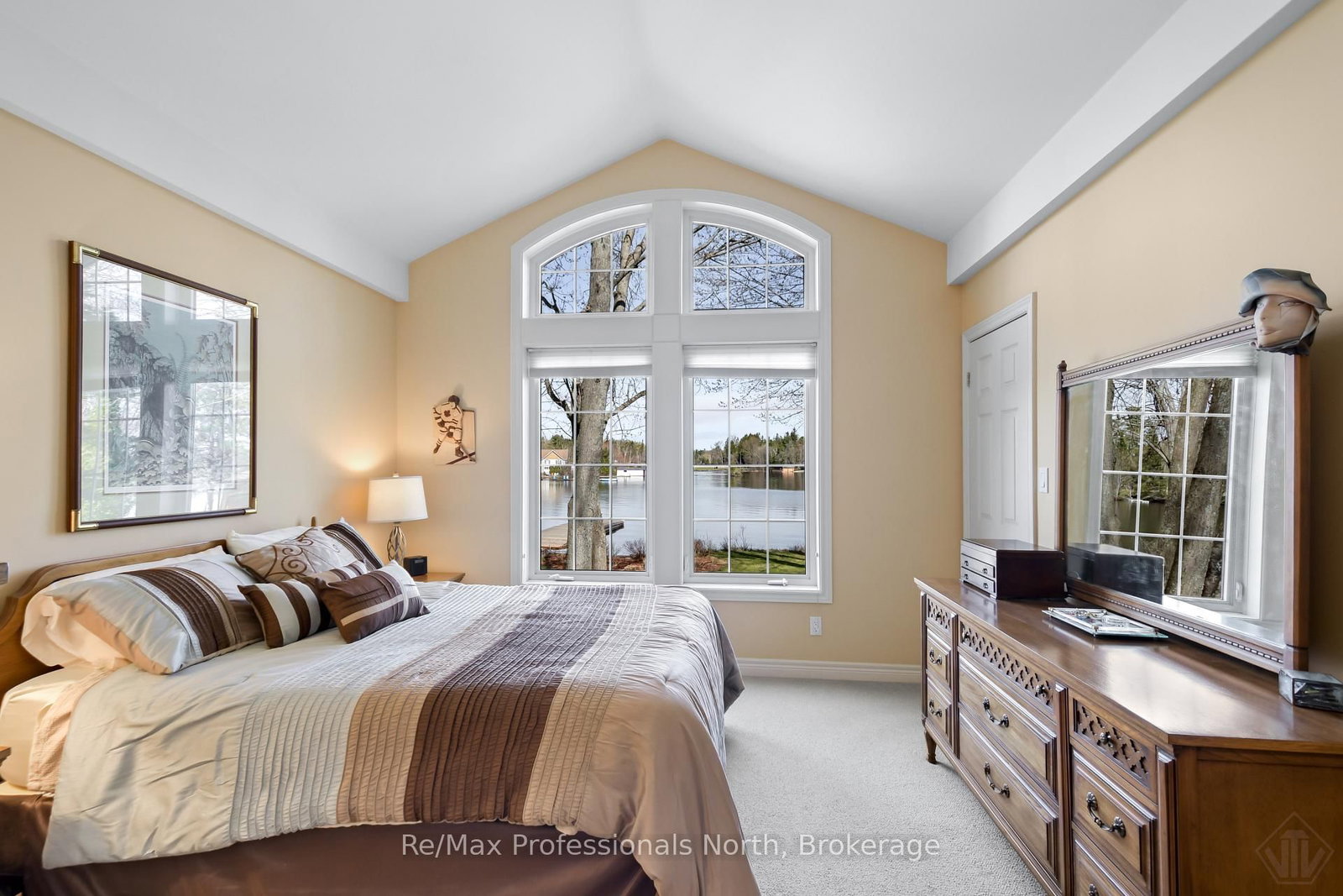 355 Loudon Point Road • Gravenhurst, ON photo 14