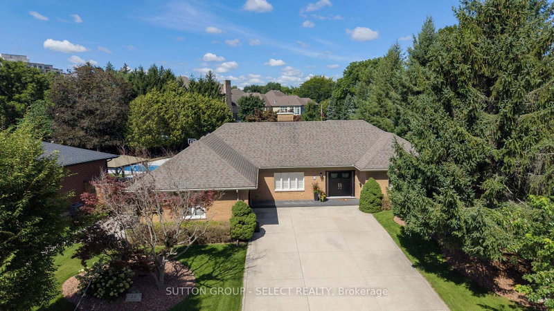 14 Northcrest Drive