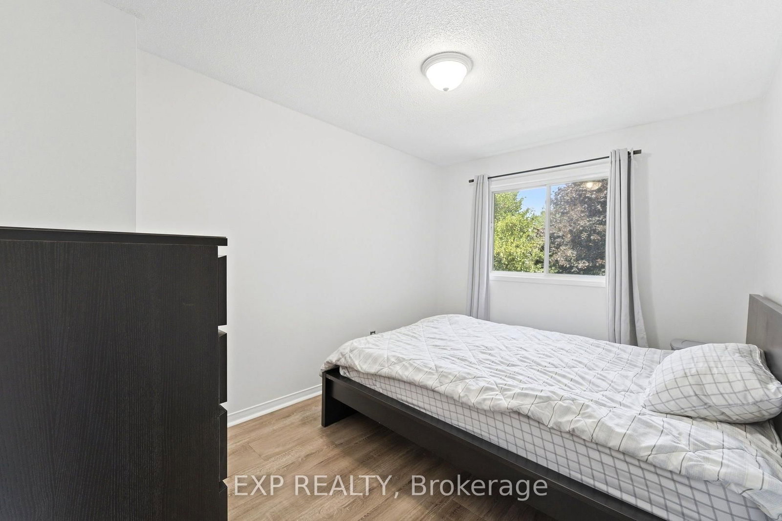 14 Hedge Lawn Drive • Grimsby, ON photo 20