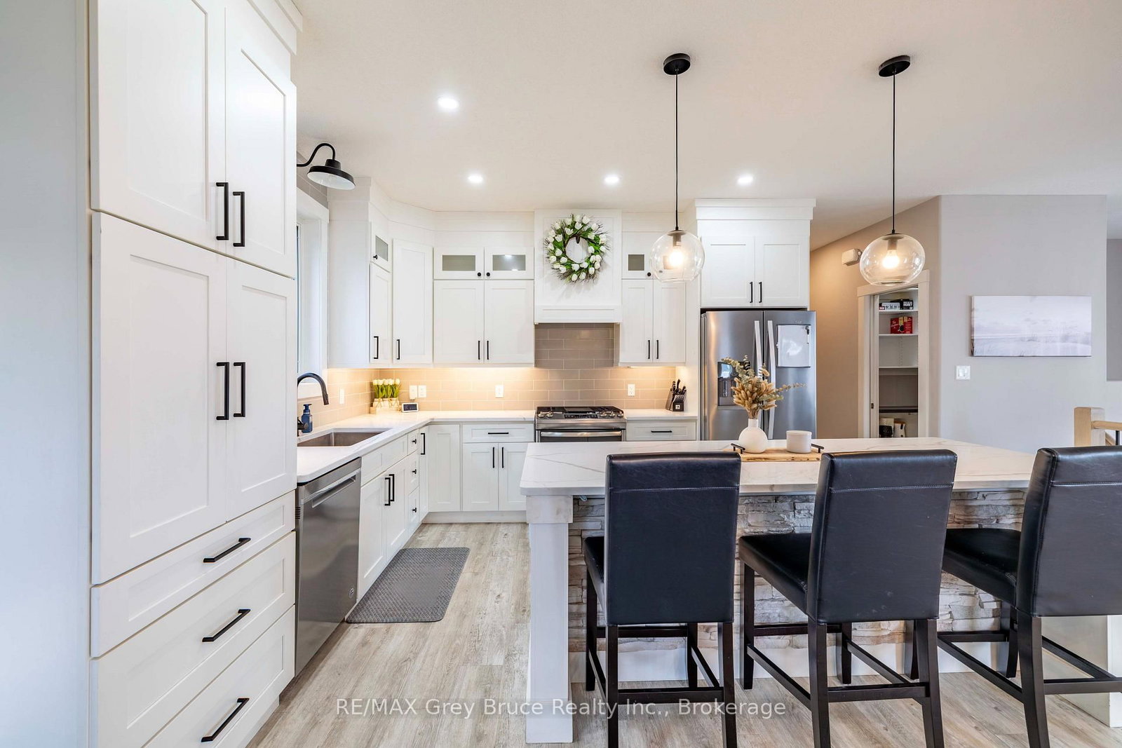 63 Howe Drive • Georgian Bluffs, ON photo 13