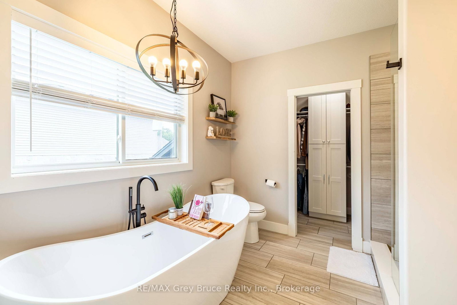 63 Howe Drive • Georgian Bluffs, ON photo 18