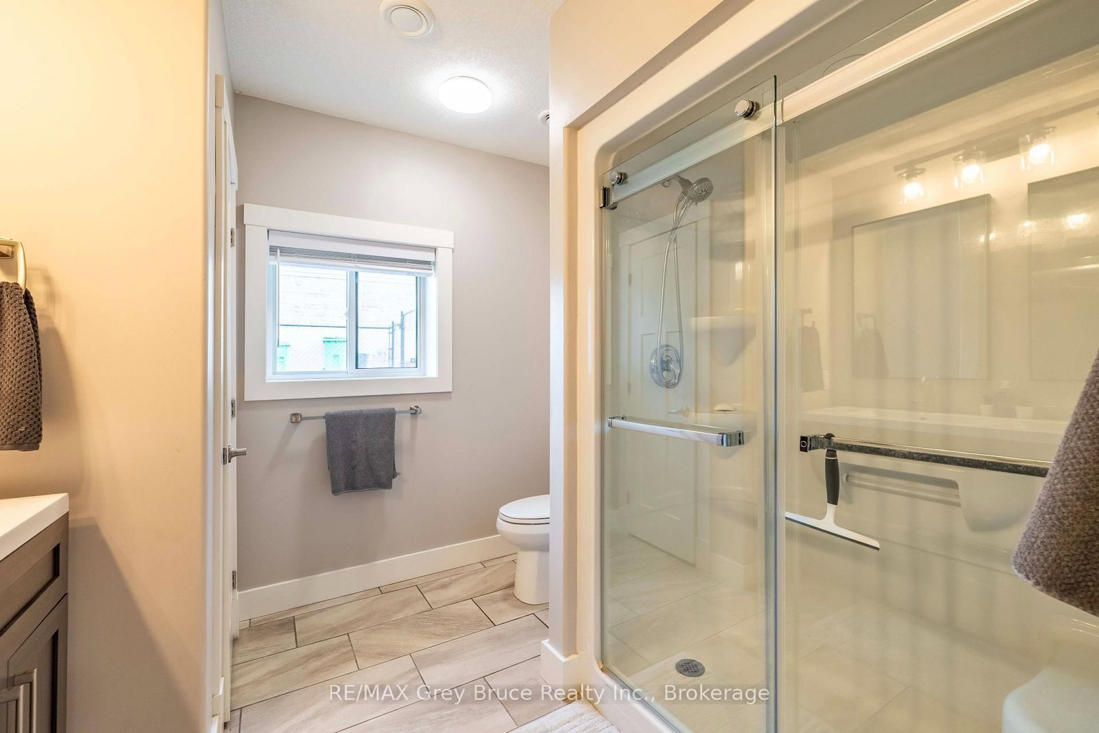 63 Howe Drive • Georgian Bluffs, ON photo 31