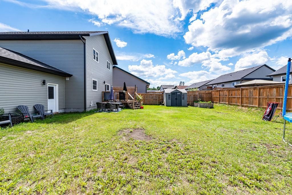 6 Zachary Street • Petawawa, ON photo 42