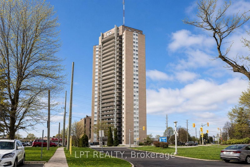 802 - 1380 Prince Of Wales Drive