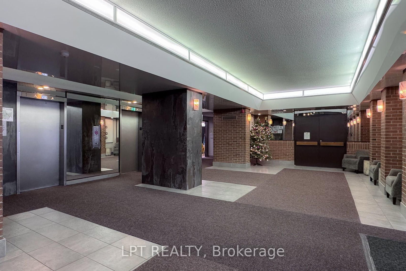 1380 Prince Of Wales Drive • #802 • Ottawa, ON photo 5