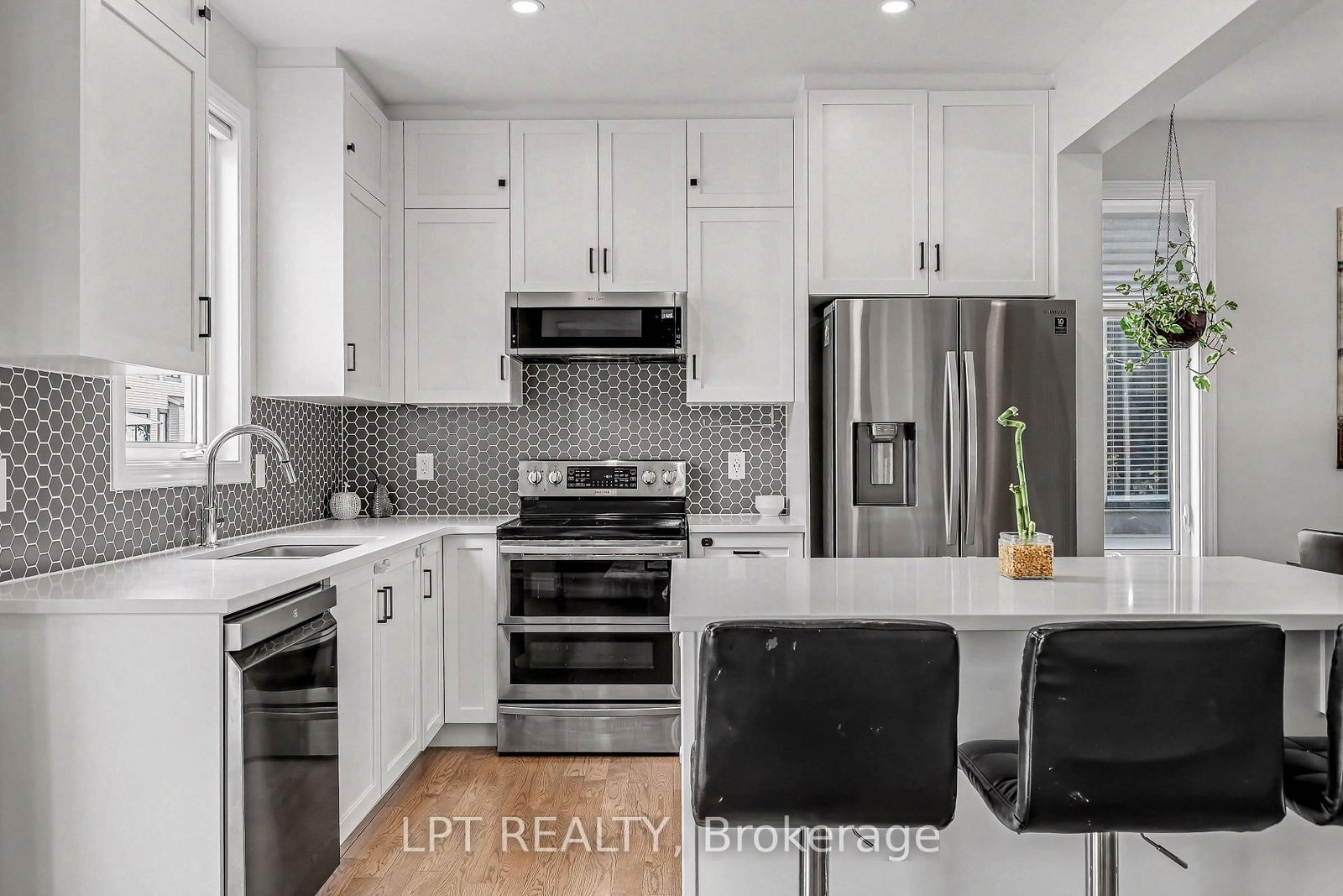 730 Perseus Avenue • Ottawa, ON photo 11
