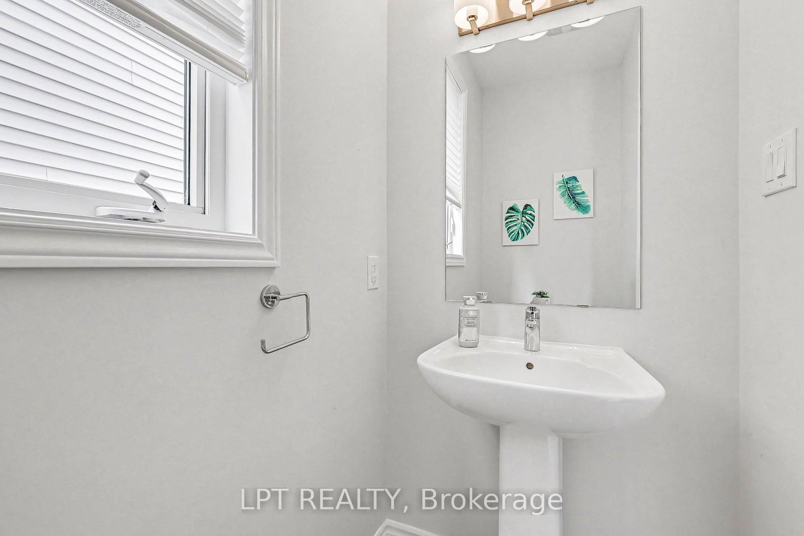 730 Perseus Avenue • Ottawa, ON photo 14