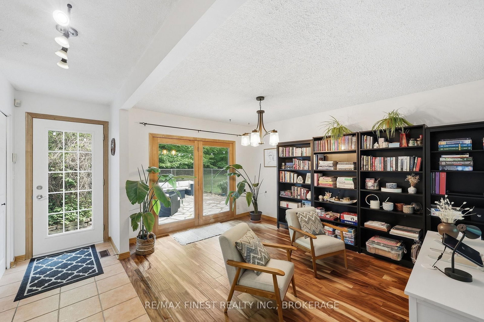 1465 Middle Road • Kingston, ON photo 4