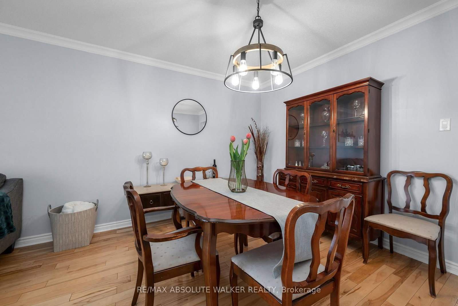 2061 Legrand Crescent • Ottawa, ON photo 10