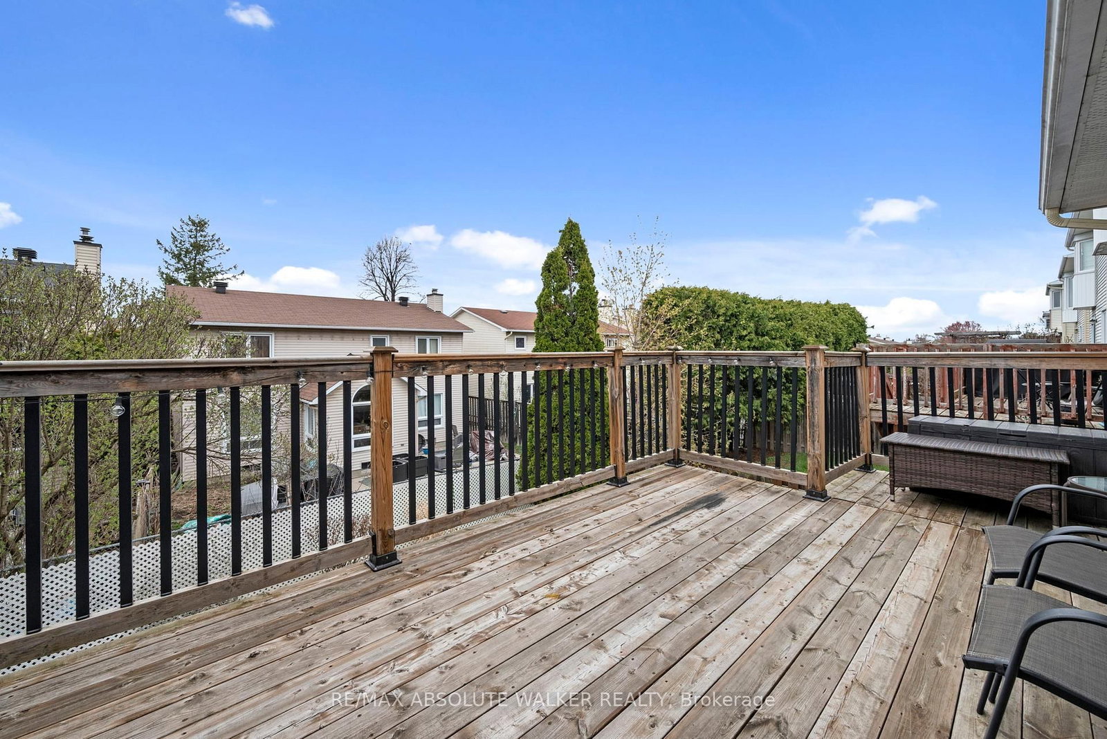 2061 Legrand Crescent • Ottawa, ON photo 16