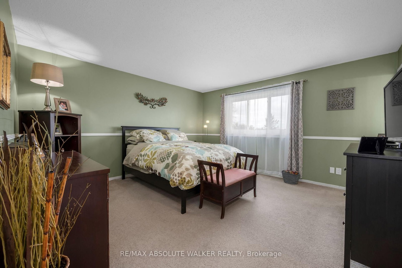 2061 Legrand Crescent • Ottawa, ON photo 23