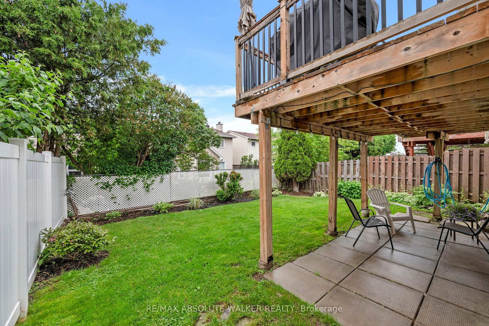 2061 Legrand Crescent • Ottawa, ON photo 39