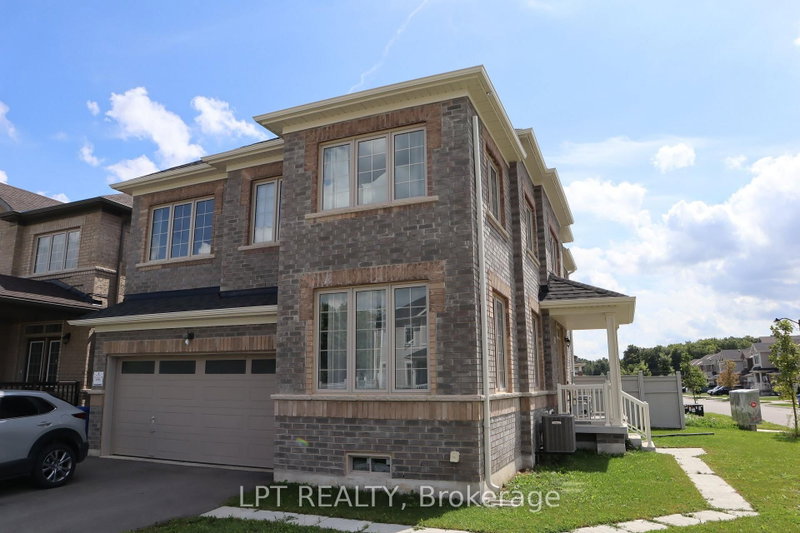 718 Anishinaabe Dr photo 5