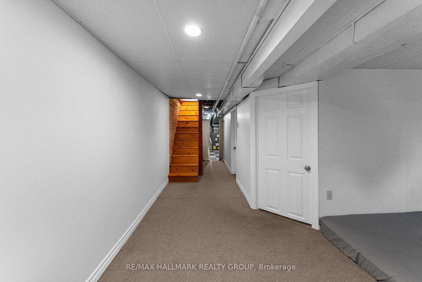 157 St Andrew Street • Ottawa, ON photo 24