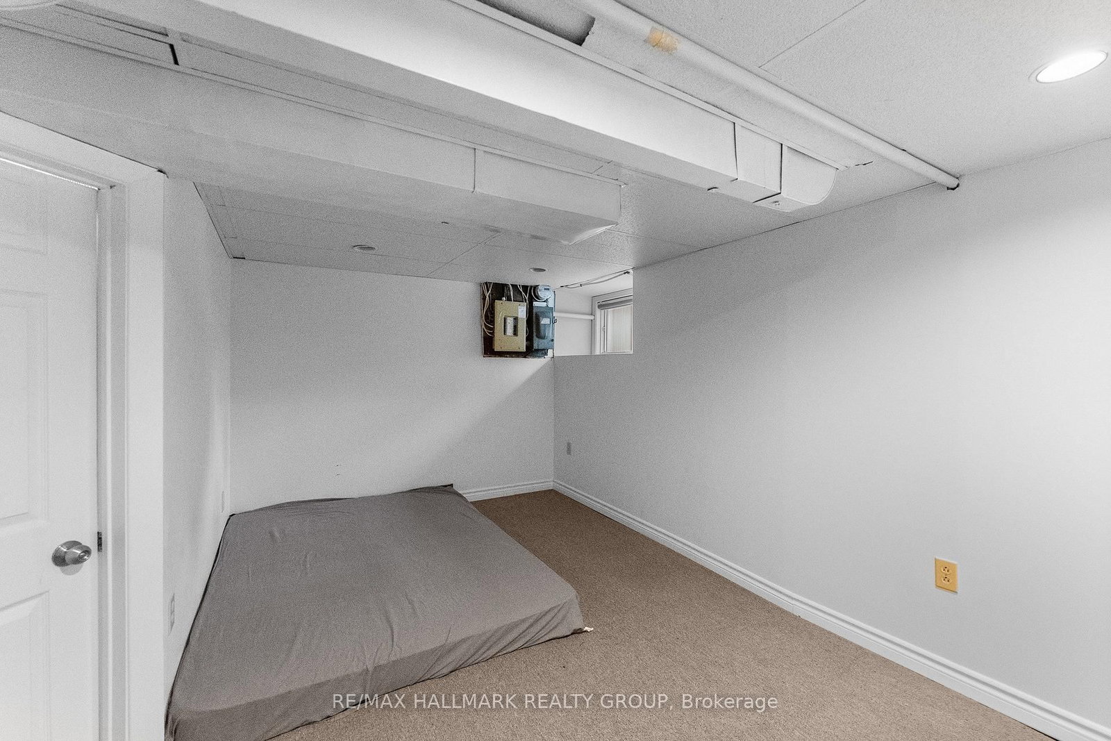 157 St Andrew Street • Ottawa, ON photo 26