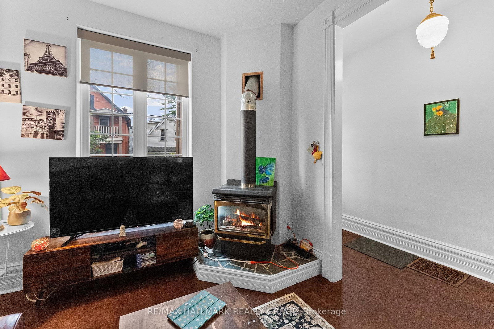 157 St Andrew Street • Ottawa, ON photo 5