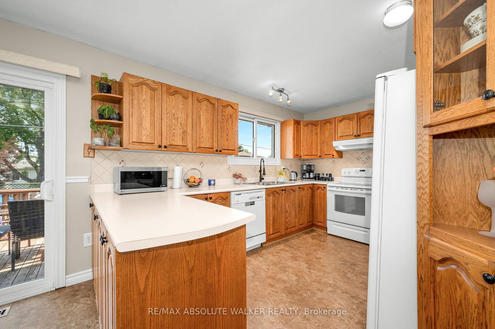 337 Roxdale Avenue • Ottawa, ON photo 17