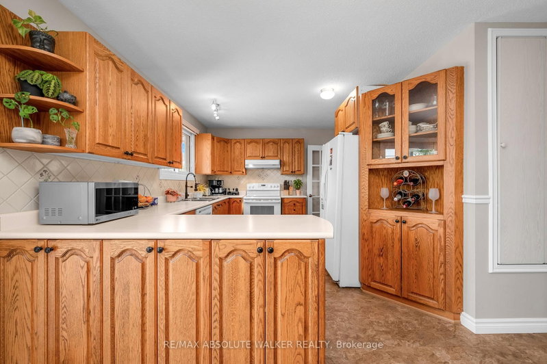 337 Roxdale Avenue