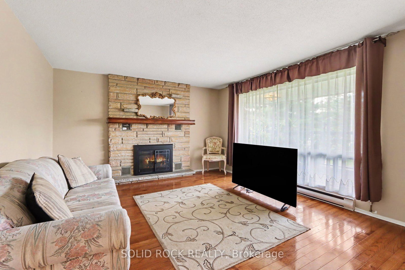 220 Highfield Crescent • Carleton Place, ON photo 8