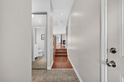 356 Harvest Valley Avenue • Ottawa, ON photo 3