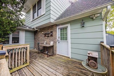 31 Yew Tree Gardens • London North, ON photo 3